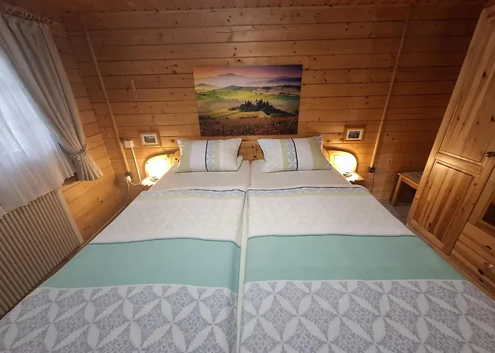 Alpstuga Blockhaus Onkel Thom S Hütte